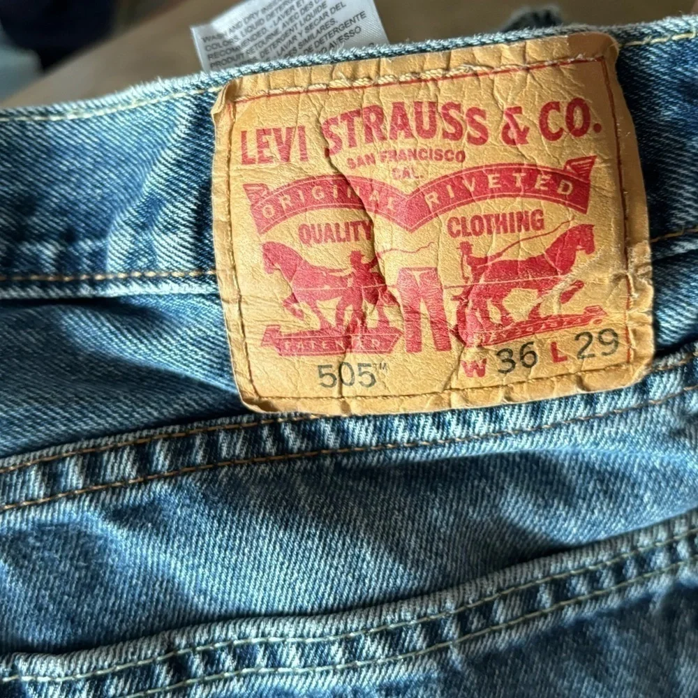 Levis levi’s 505